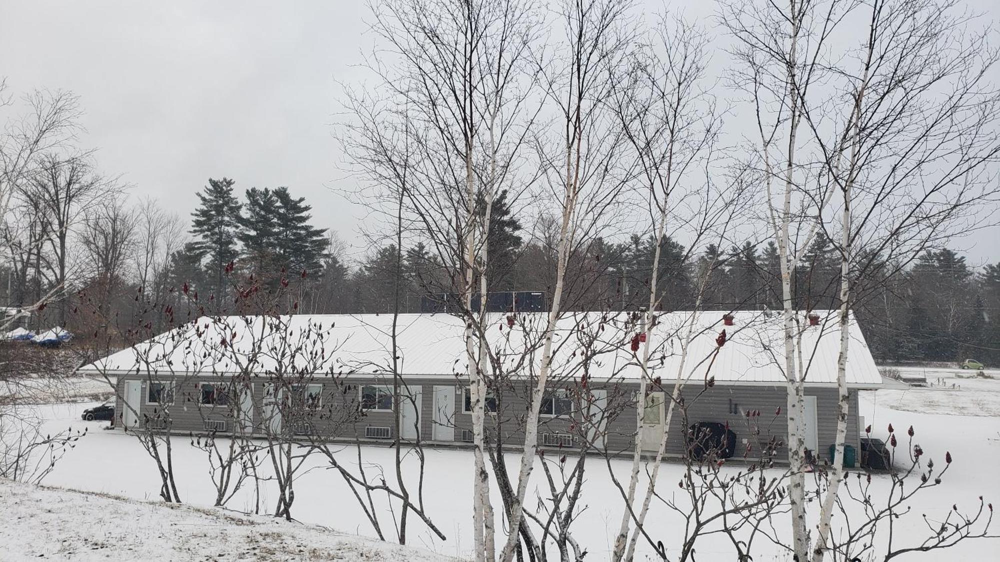 Calabogie Motor Inn Exterior photo